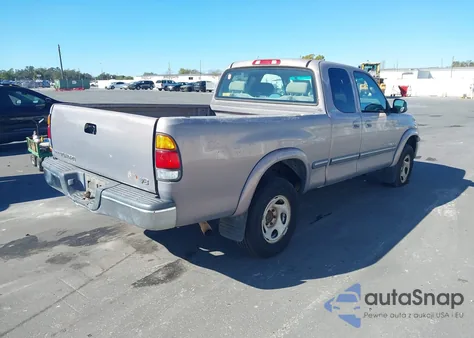 2000 Toyota Tundra Sr5 V8 from USA, damaged, VIN 5TBRT3412YS034736